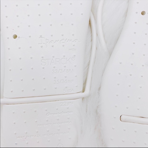 Ipanema Thong Flip Flops - Picture 4 of 4